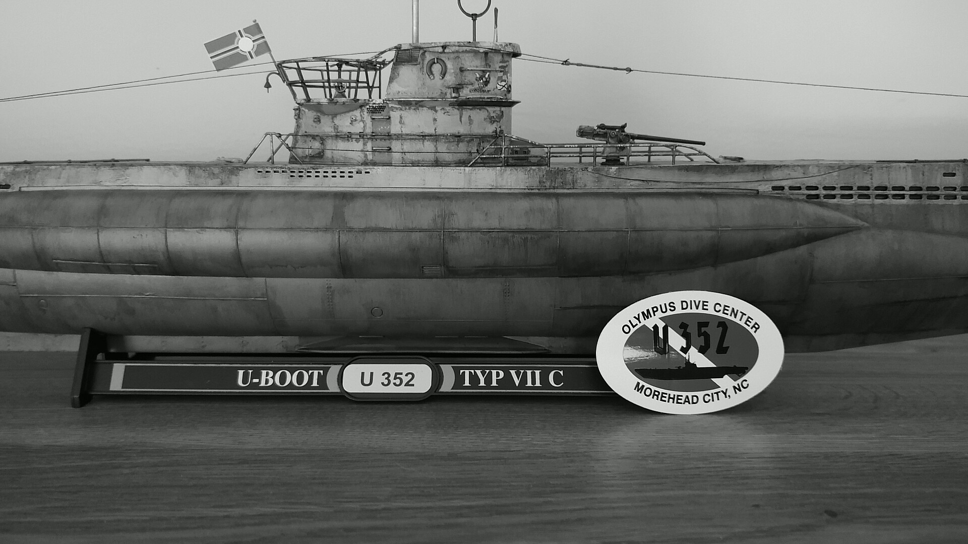 German Submarine Type VII C/41 Plastic Model Submarine Kit 1/72