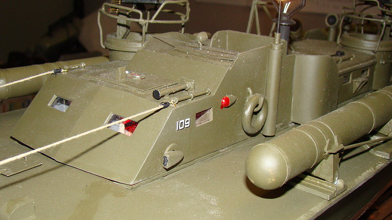 dumas pt 109 model kit