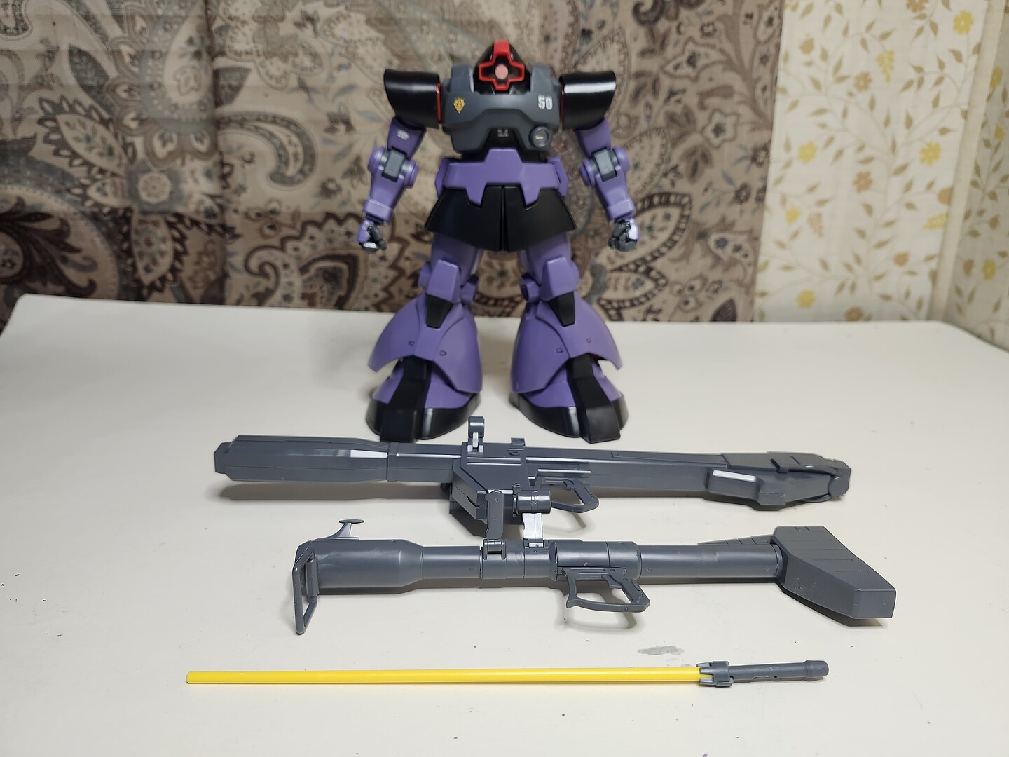 Gundam MS-09R Rick Dom Bandai 1/144 - Kit Modèle Vintage 1981 - Boîte Abîmée, Contenu Neuf