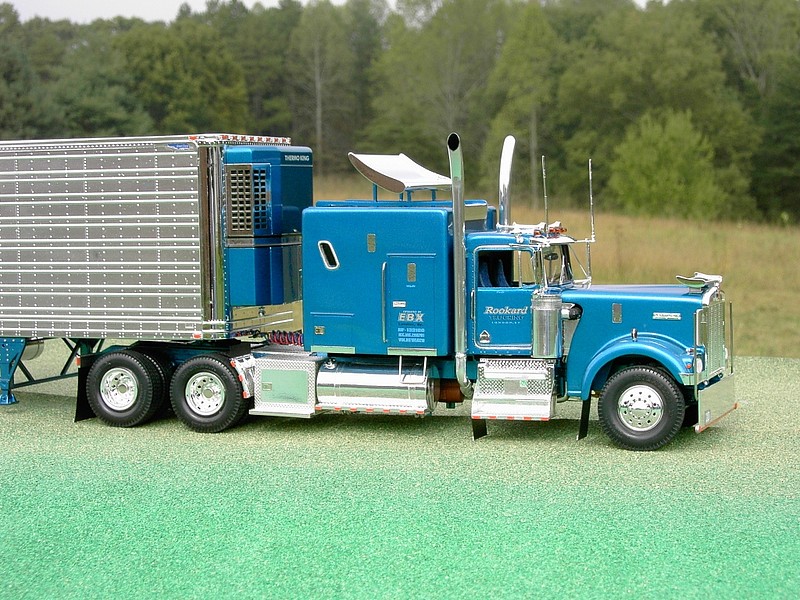 Kenworth Australia Plastic Model Truck Kit 1/25 Scale 07549