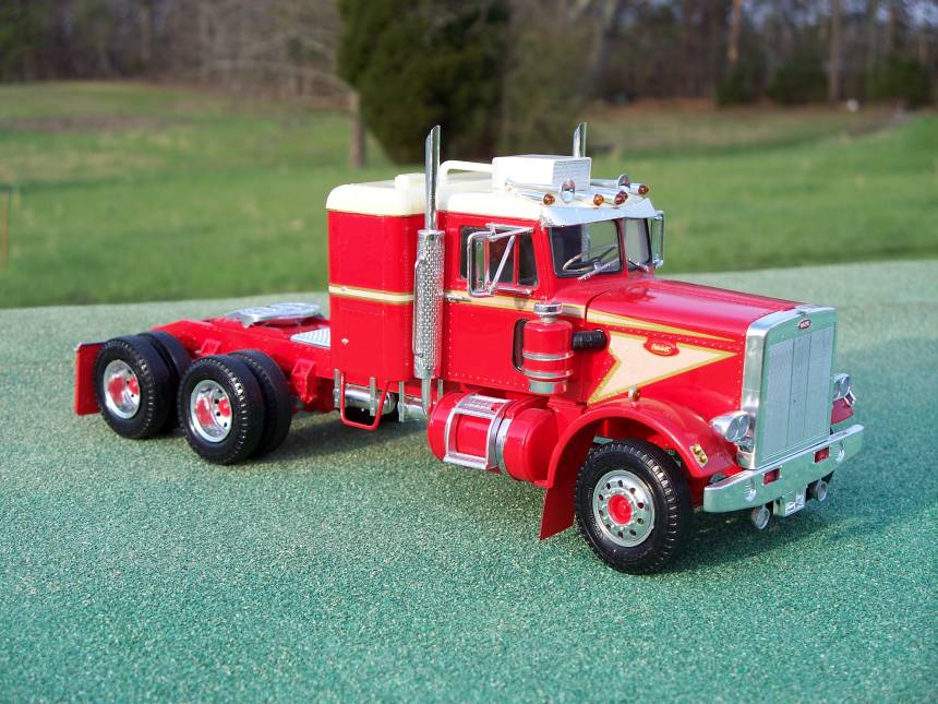 Peterbilt California Hauler Amt Scale Plastic Model Truck Kit | My XXX ...