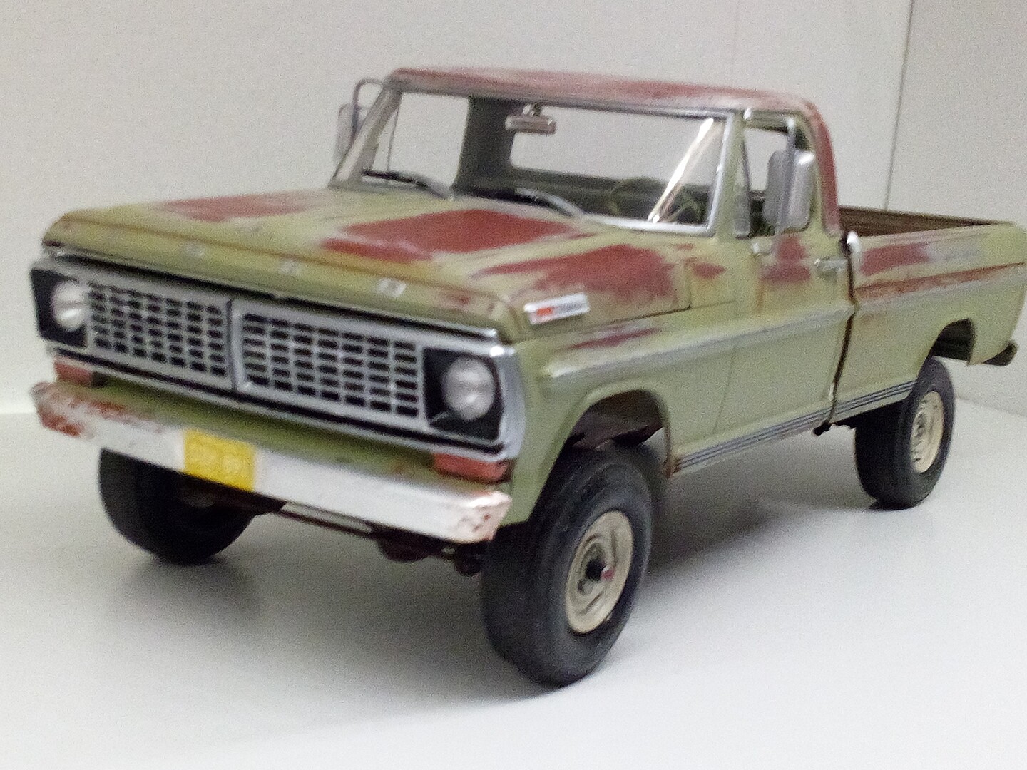 1970 F100 Ford Custom Cab Plastic Model Car Kit 1/25 Scale 1230 pictures by sappy1974