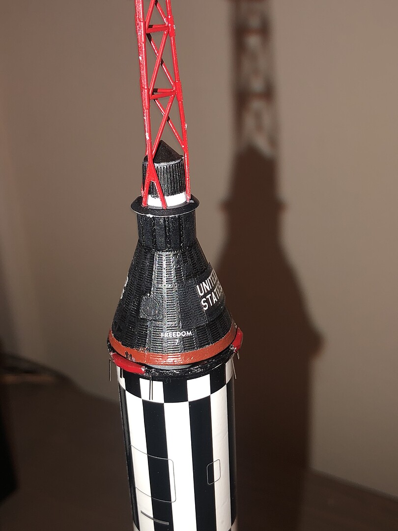 Mercury Spacecraft w/Redstone Booster Plastic Model Space Kit 1/