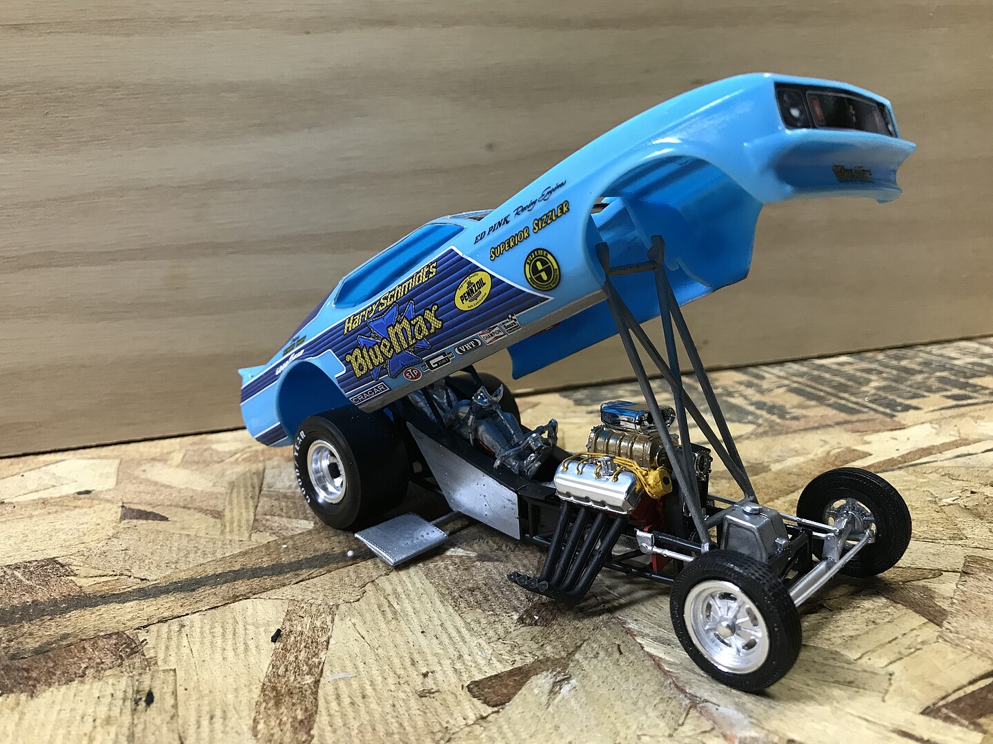 Blue Max Long Nose Mustang Funny Car Plastic Model Car Kit 1 25 