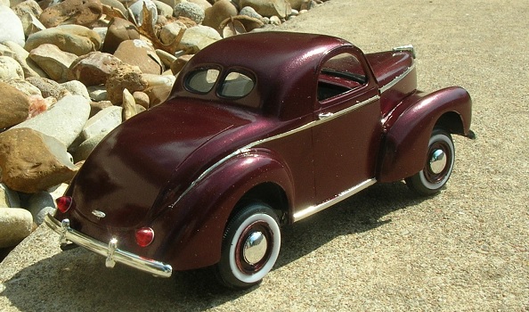 1940 Willys Coupe/Pickup -- Plastic Model Car Kit -- 1/25 Scale -- #818 ...