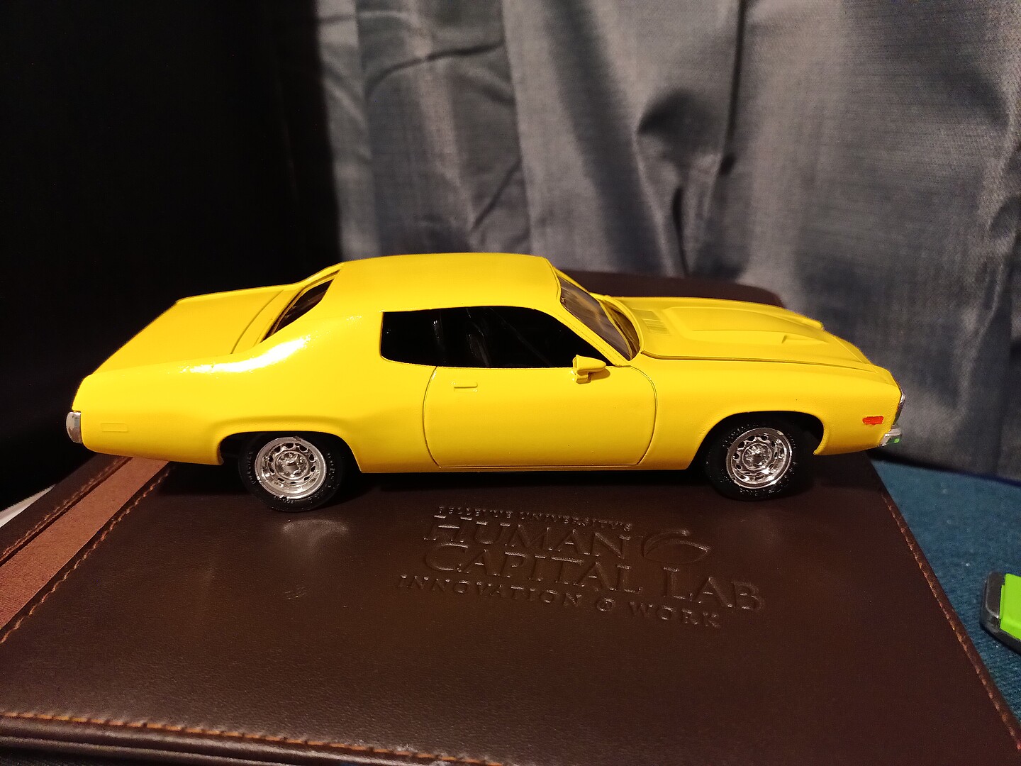 MPC 1974 Plymouth Road Runner, 1/25 Scale Plastic Model Kit, NIFSB