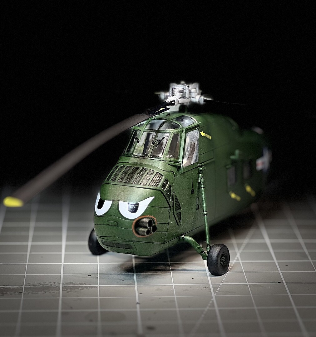 UH34D Choctaw American Plastic Model Helicopter Kit 1/72 Scale