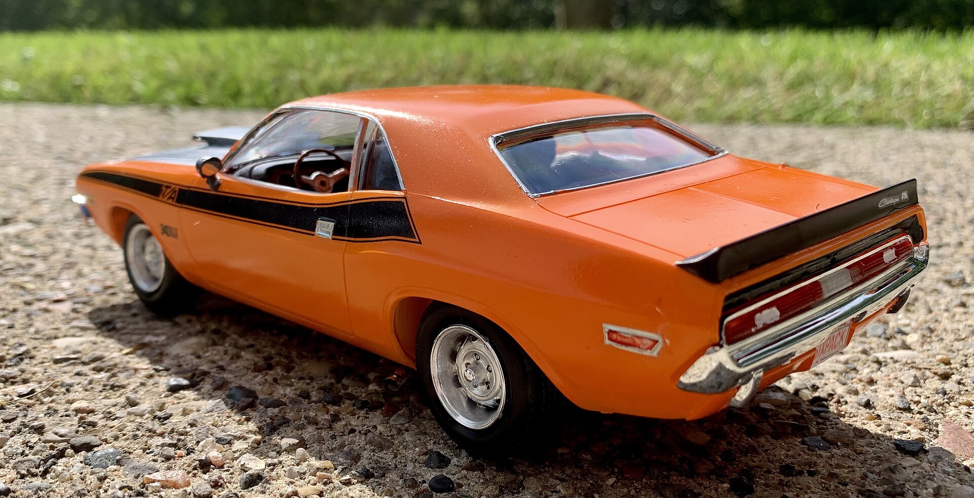 1970 Challenger 2'n 1 Plastic Model Car Kit 1/24 Scale 852596 pictures by jcharry