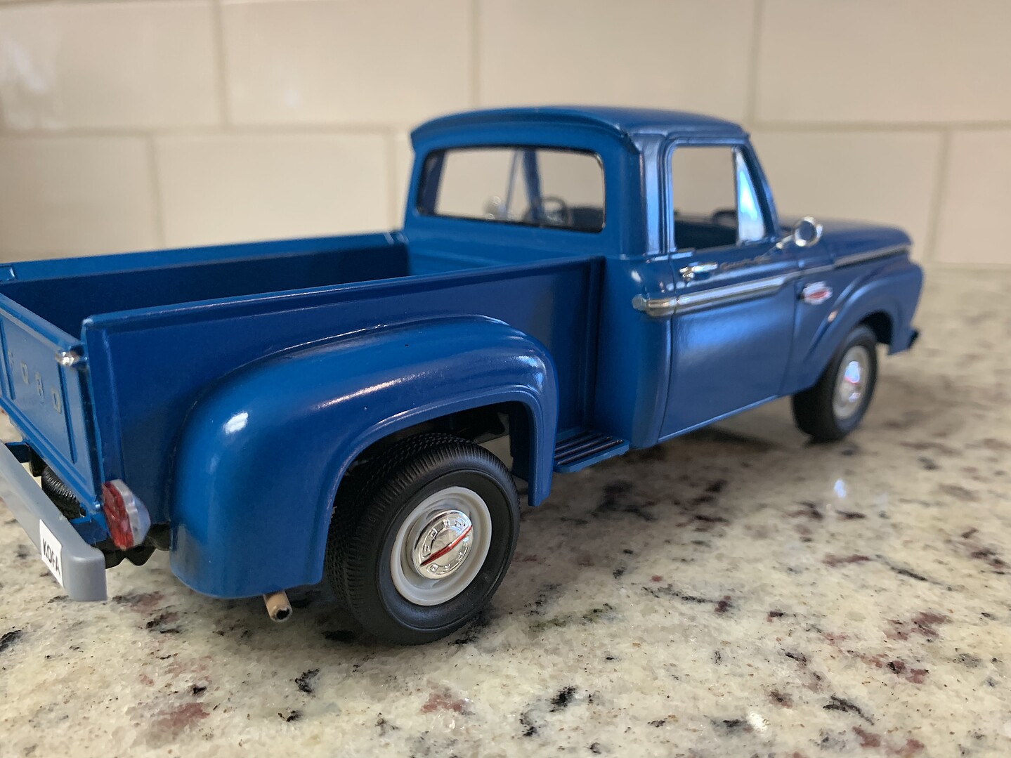 1966 Ford F100 Flareside Pickup Truck -- Plastic Model Vehicle Kit -- 1 ...