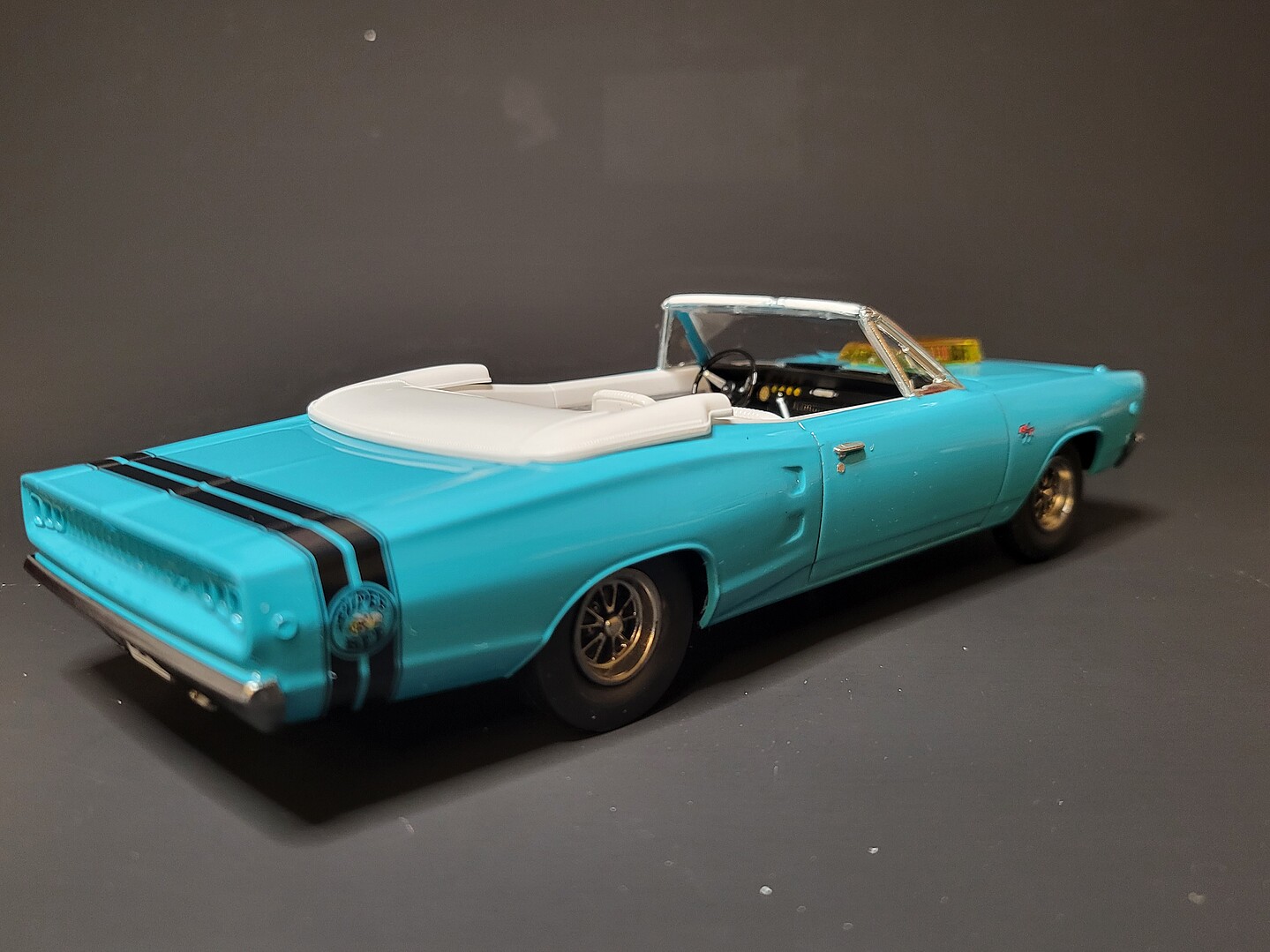1968 Dodge Coronet Convertible W Trailer Plastic Model Car Kit 1 1968-dodge-coronet-convertible-w-trailer-plastic-model-car-kit-1