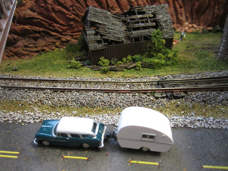 Woodland Scenics N Scale Thompson's Travelin' Trailer AS5328 WOOAS5328
