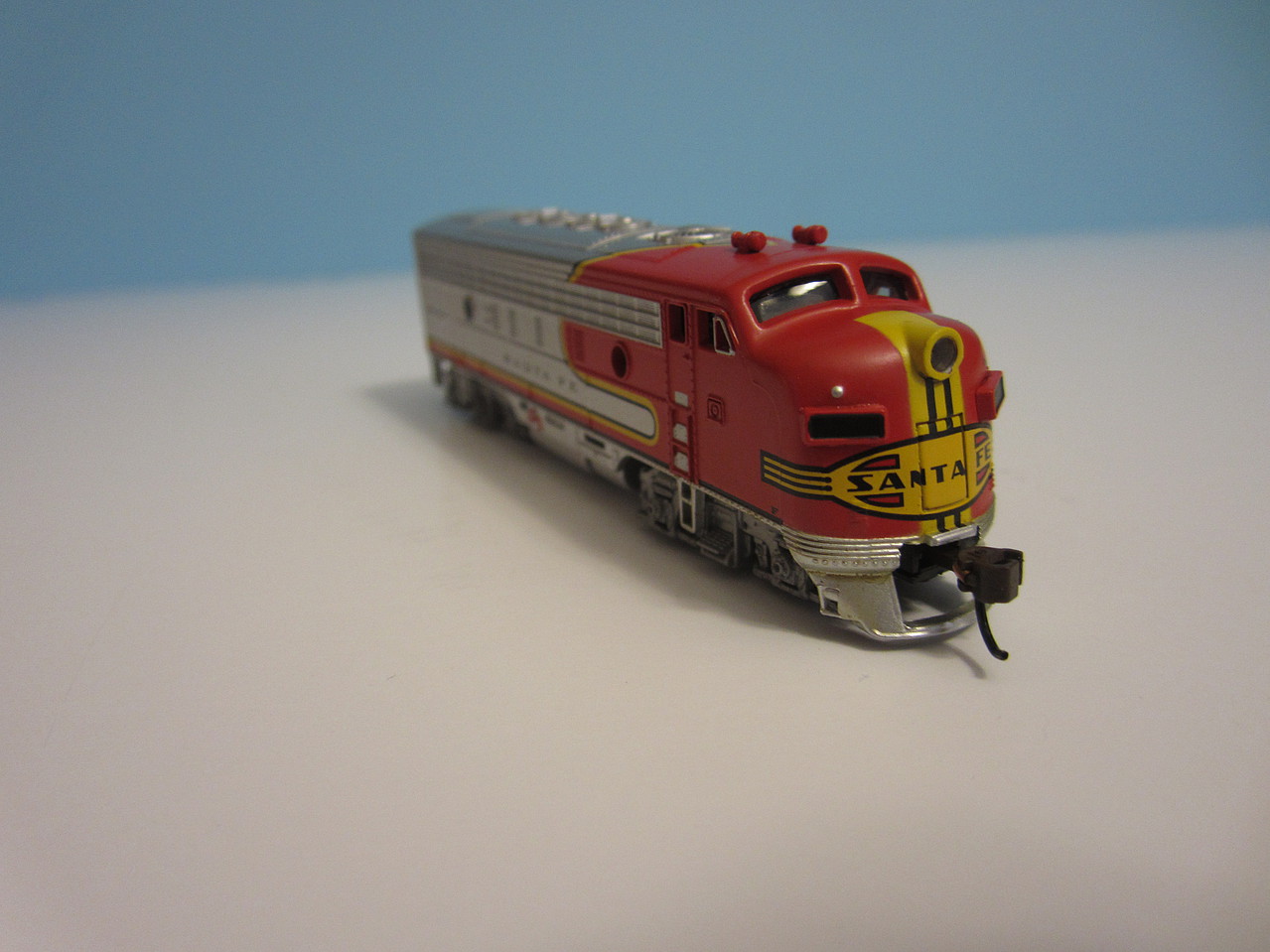 EMD F7A DCC Equipped Santa Fe War Bonnet -- N Scale Model Train Diesel ...