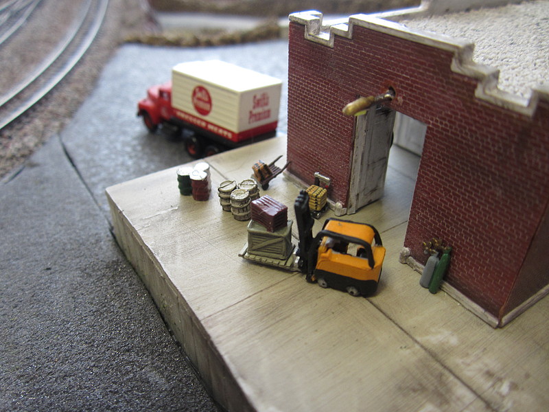 Loading Dock Details -- N Scale Model Railroad Building Accessory -- # ...