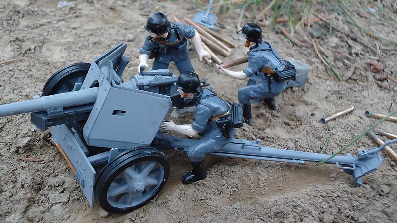 Maquette 1/35 OTAKI German Medium Tank 75mm Assault Gun III (motorisée