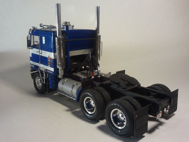 Kenworth K123 Cabover -- Plastic Model Truck Kit -- 1/25 Scale -- #687 ...