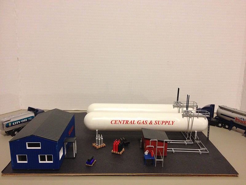 Walthers # 3011 Central Gas & Supply Kit HO MIB for sale online 