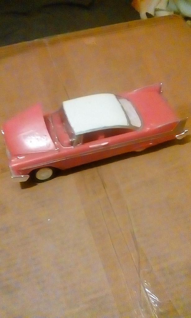 1958 Plymouth Christine Car (Red) Plastic Model Car Kit 1/25