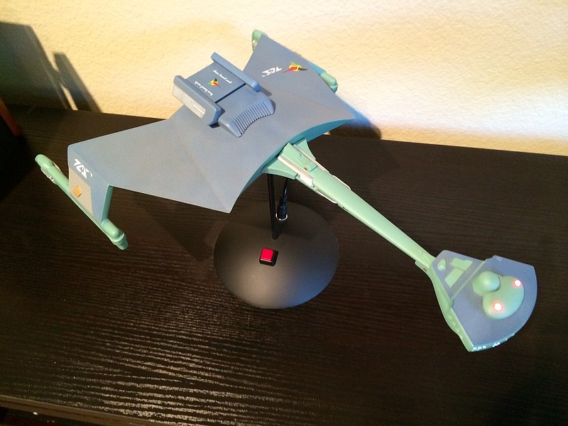 Star Trek Klingon Special Edition Tin Plastic Model Spaceship Kit 1/650 Scale 699