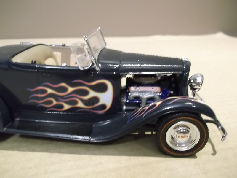 Scale Model Cars Street Rods 1932 Ford Street Rod -- Plastic Model Car Kit -- 1/24 Scale -- #850882 ...