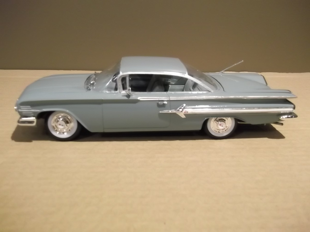Gallery Pictures RevellMonogram 1960 Chevy Impala Hardtop 2'n1 Plastic