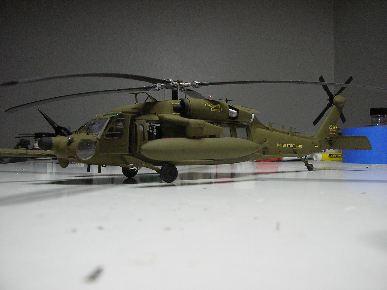 AH-60L Blackhawk DAP -- Plastic Model Helicopter Kit -- 1/35 Scale ...