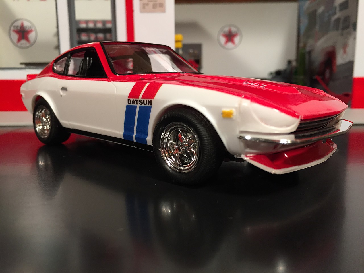 Revell datsun best sale 240z model kit