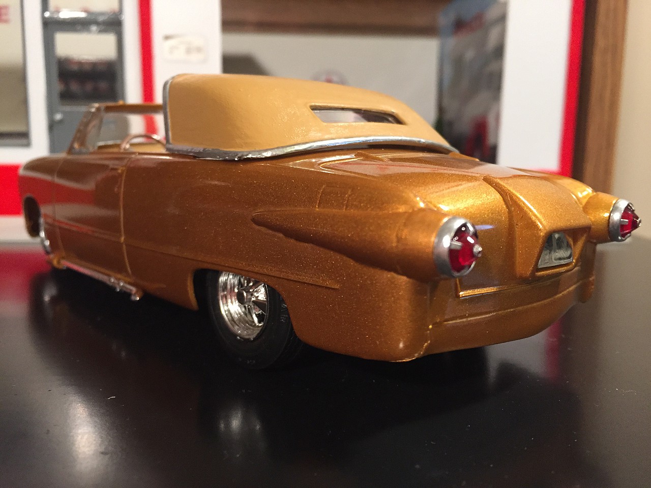 1950-Ford-Convertible----Plastic-Model-Car-Kit----1/25-...