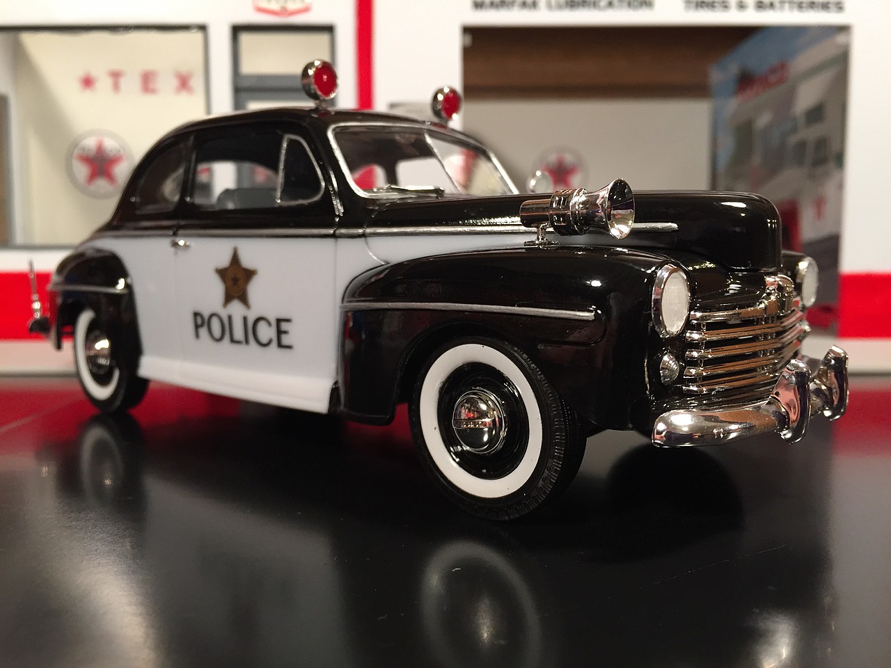 Revell 48 Ford Police Coupe 2 N 1 Modle Kit for sale online 