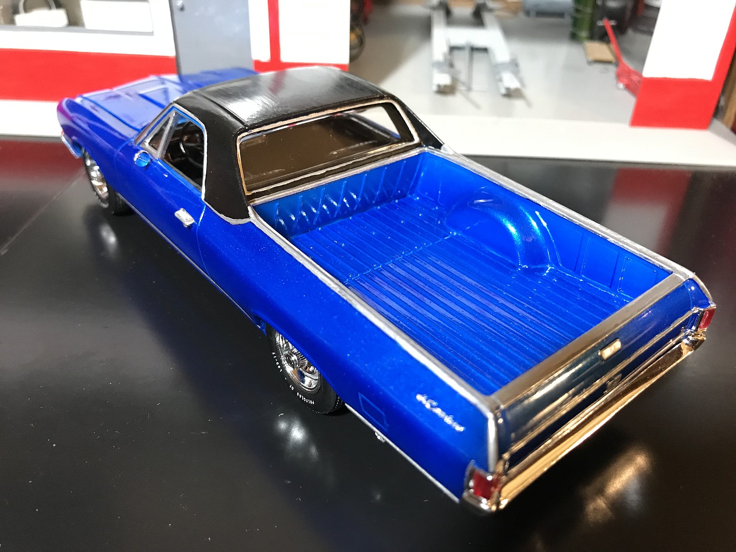 1968 El Camino with Soap Box Derby Car Plastic Model Car Kit 1/25