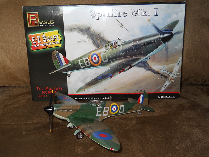 E-z Snapz Spitfire Mk.1 -- Snap Tite Plastic Model Aircraft Kit -- 1 48 