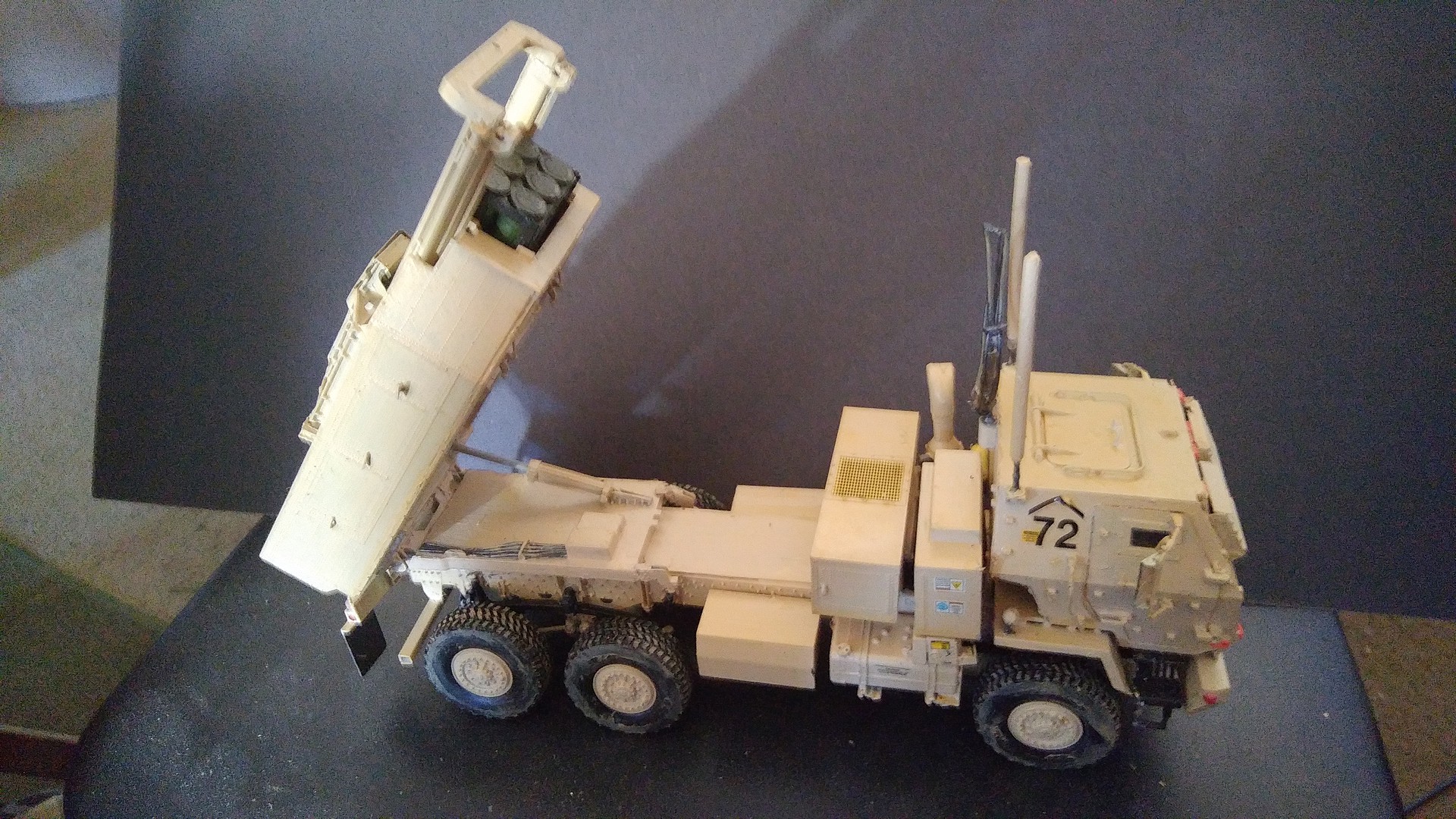 M142 High Mobility Artillery Rocket System Plastic Model Military