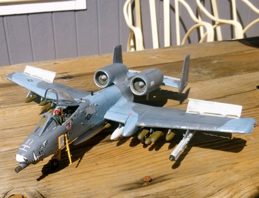 A-10 Warthog -- Plastic Model Airplane Kit -- 1/48 Scale -- #855521 ...