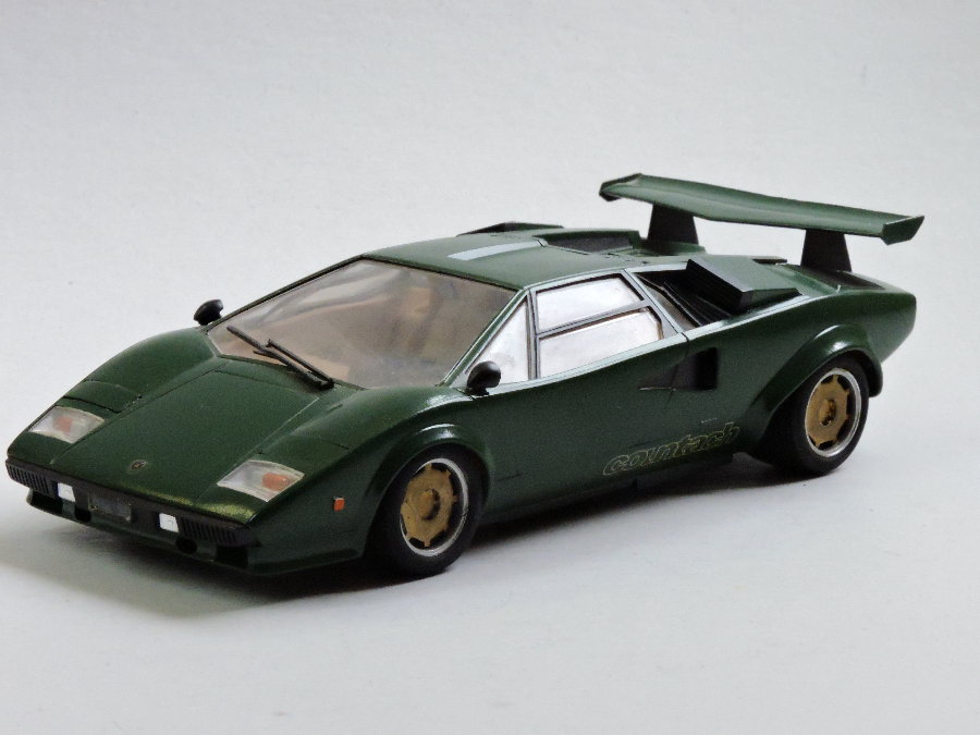 lamborghini countach scale model