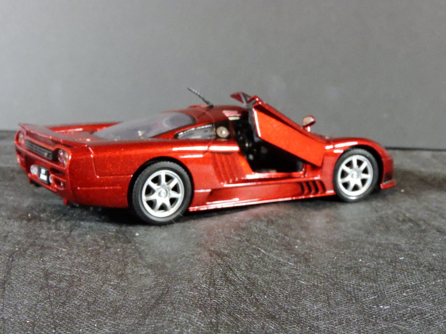 testors prepainted metal car model kit