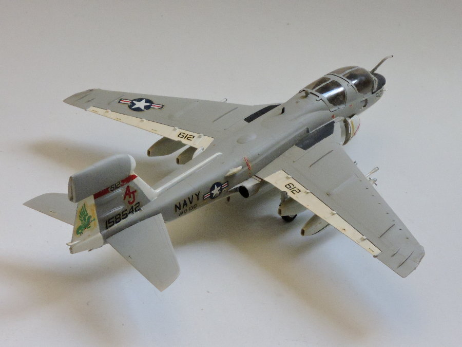 EA-6B Prowler VMAQT-1 -- Plastic Model Airplane Kit -- 1/72 Scale ...