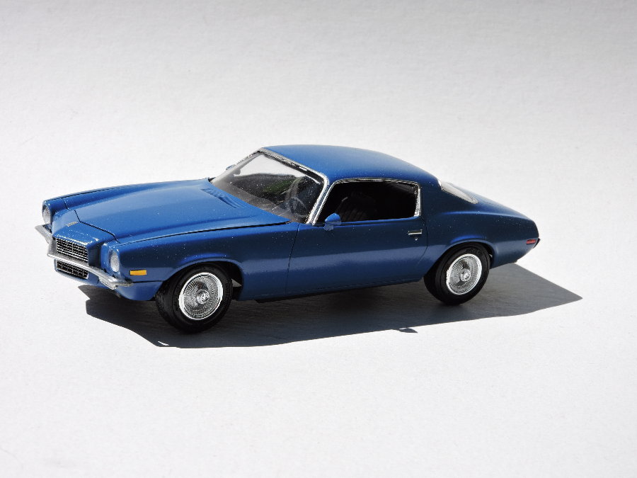 Model Master Turn Signal Amber Metallic 1/2 oz Hobby and Model Enamel Paint 2723 pictures