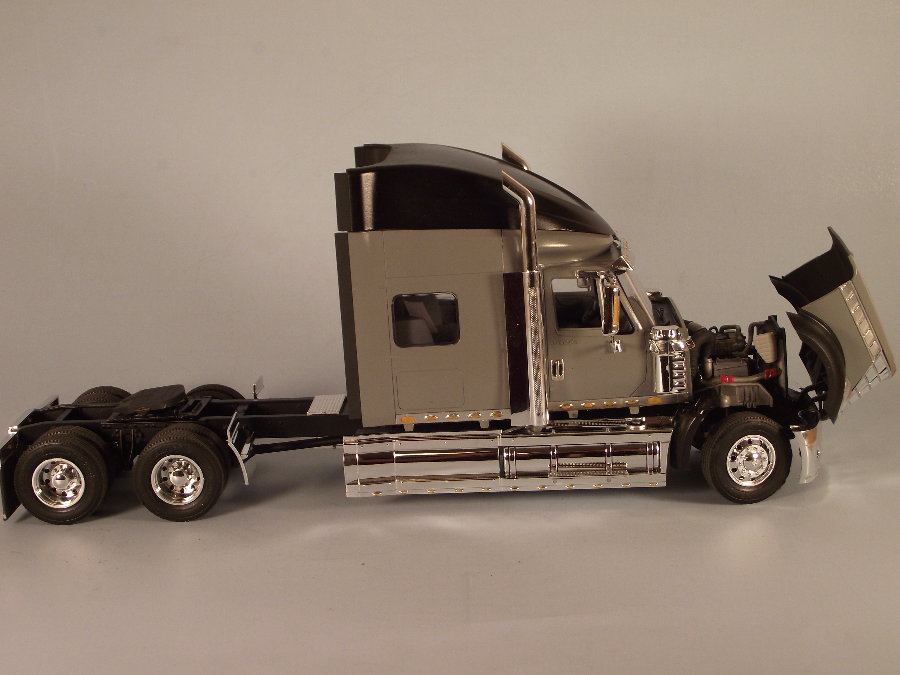 revell 1/25 2010 インターナショナル ローンスター（2010