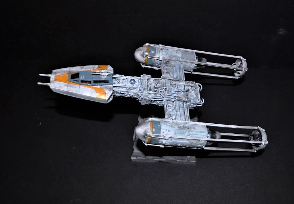 Star Wars - Y-Wing Starfighter -- Science Fiction Plastic Model Kit ...