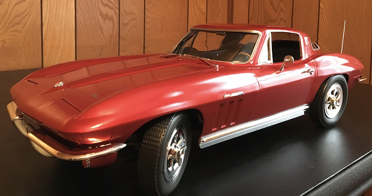 Model Master Spray Hondurus Maroon 3 oz Hobby and Model Lacquer