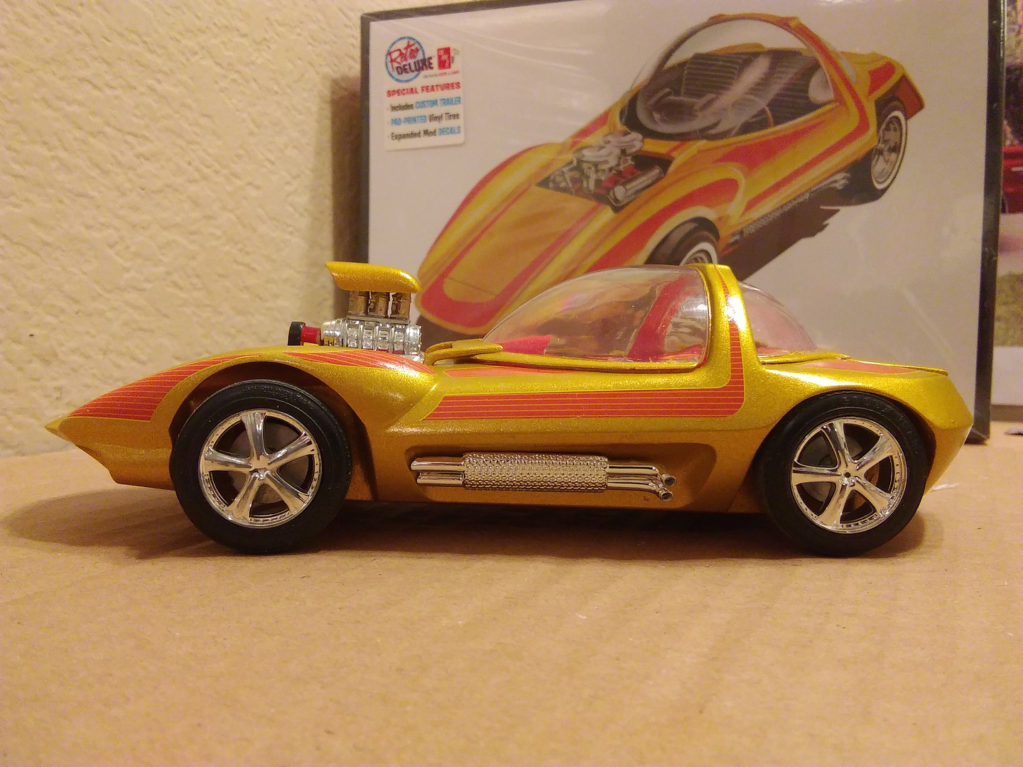What's In The Box? AMT 38450 31224 Silhouette Show Car Model