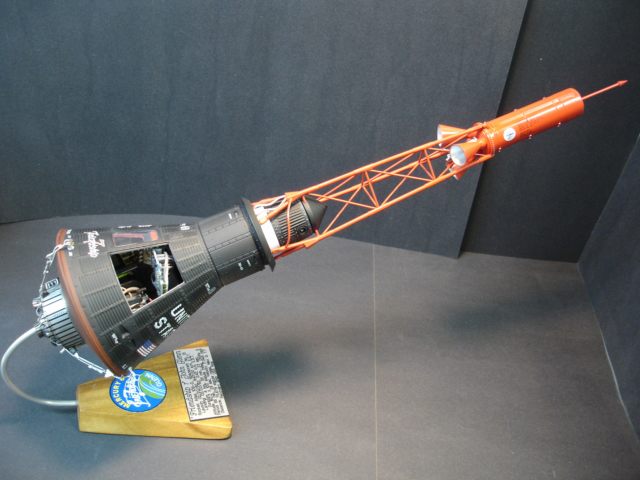 Dragon Plastic Diecast Model #50384 1:72 Mercury Spacecraft Freedom 7