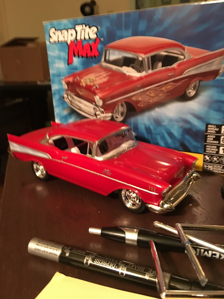 1957 Chevy Bel Air Snap Tite Plastic Model Car Kit 125 Scale