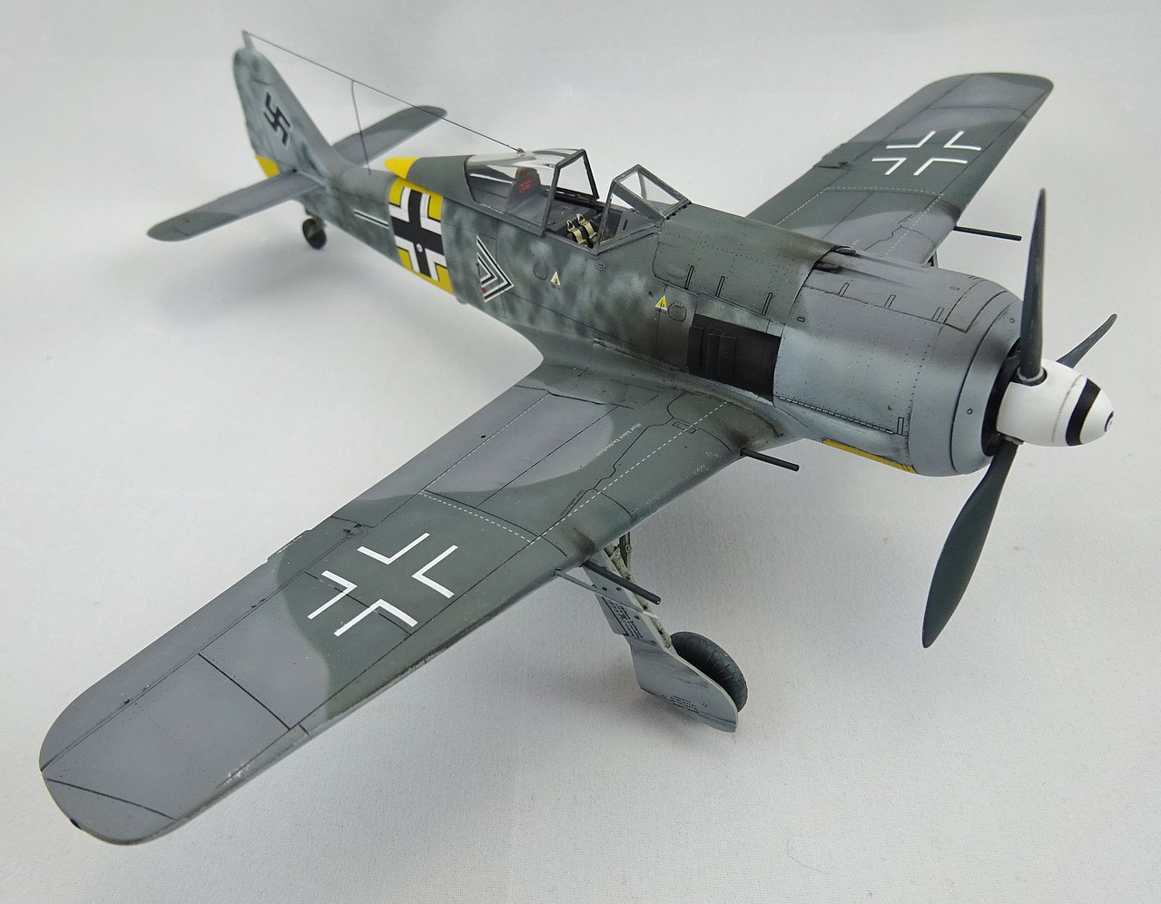 Fw190A6 Fighter (Profi-Pack) -- Plastic Model Airplane Kit -- 1/48 ...