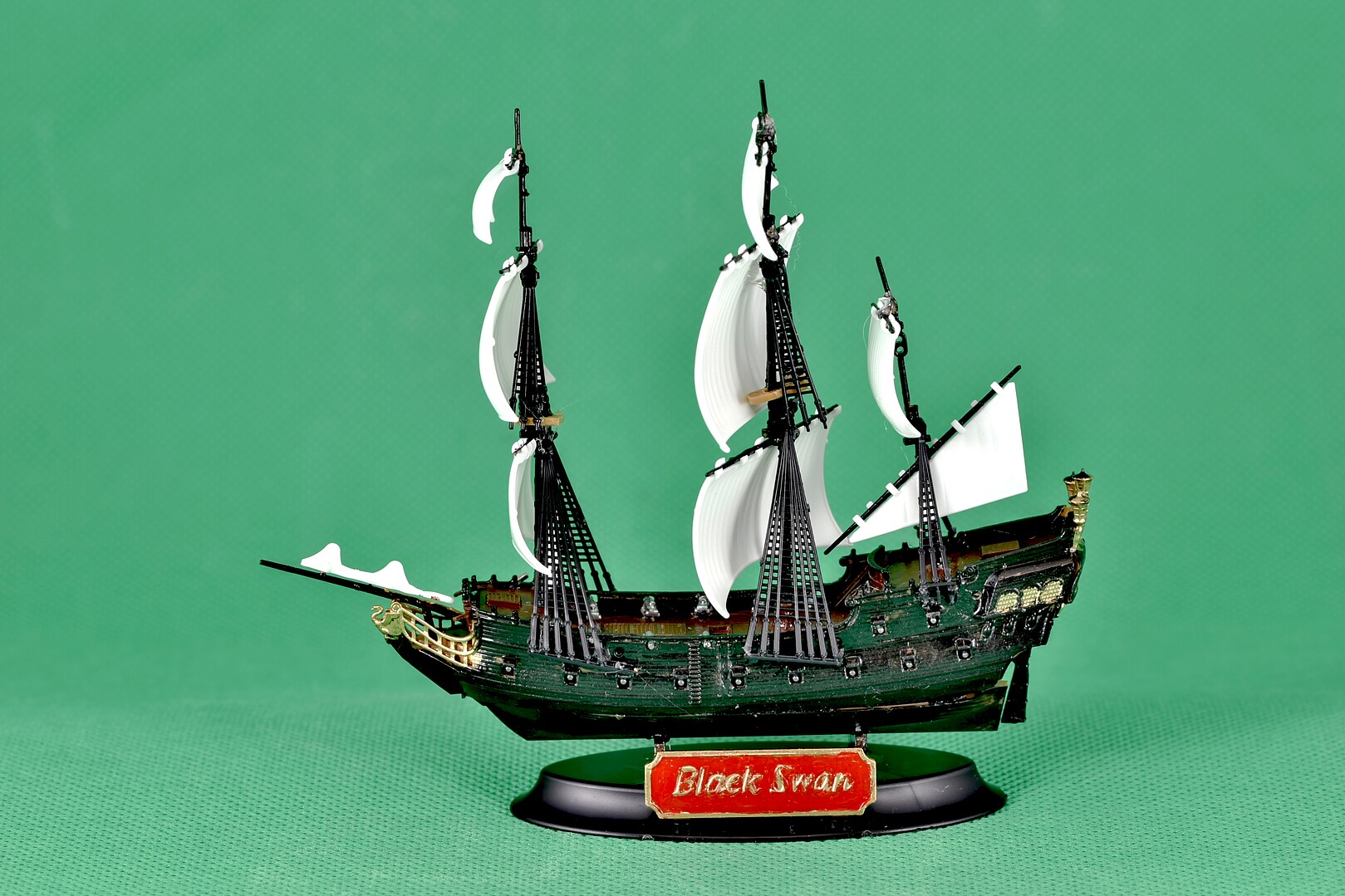 Pirate Ship Black Swan -- Plastic Model Sailing Ship Kit -- 1/350 Scale ...