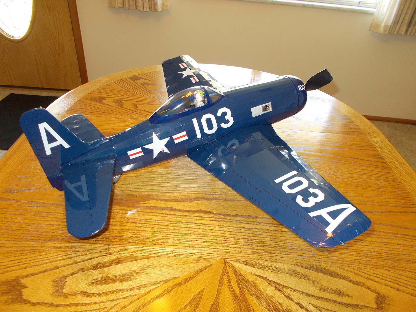 F8F-2 Bearcat pictures by jmpj