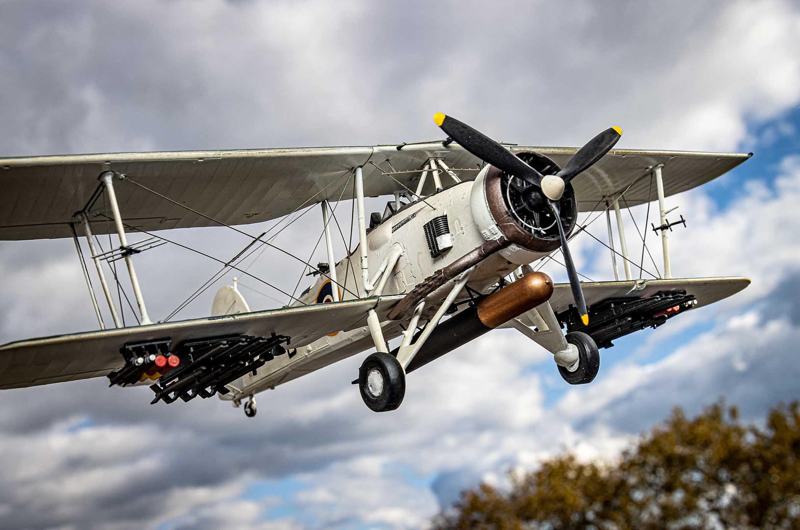 Fairey Swordfish Mk.II Torpedo Bomber Aircraft Plastic Model