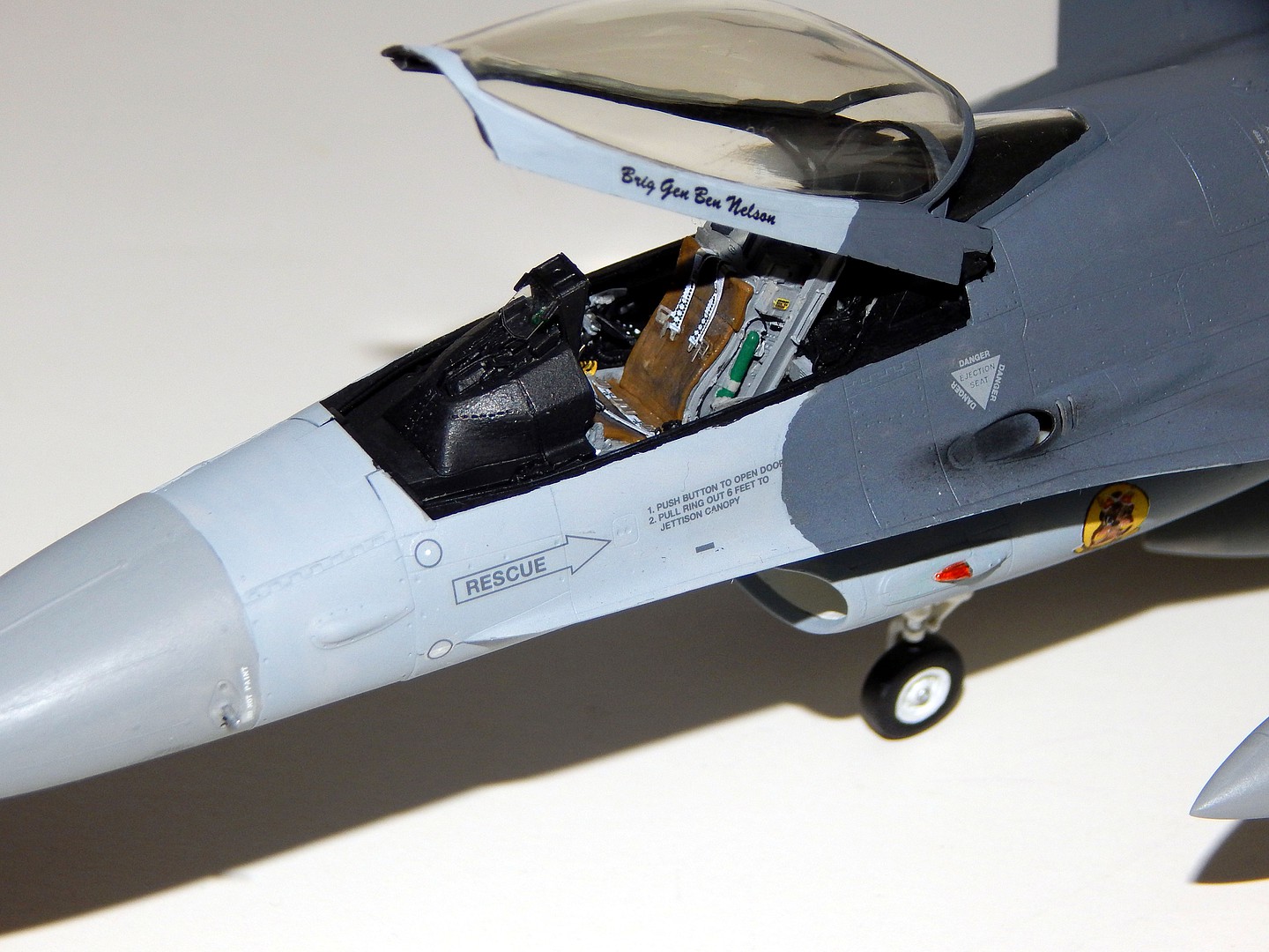 Tamiya 61101 1/48 F-16C [Block 25/32] Fighting Falcon® ANG.