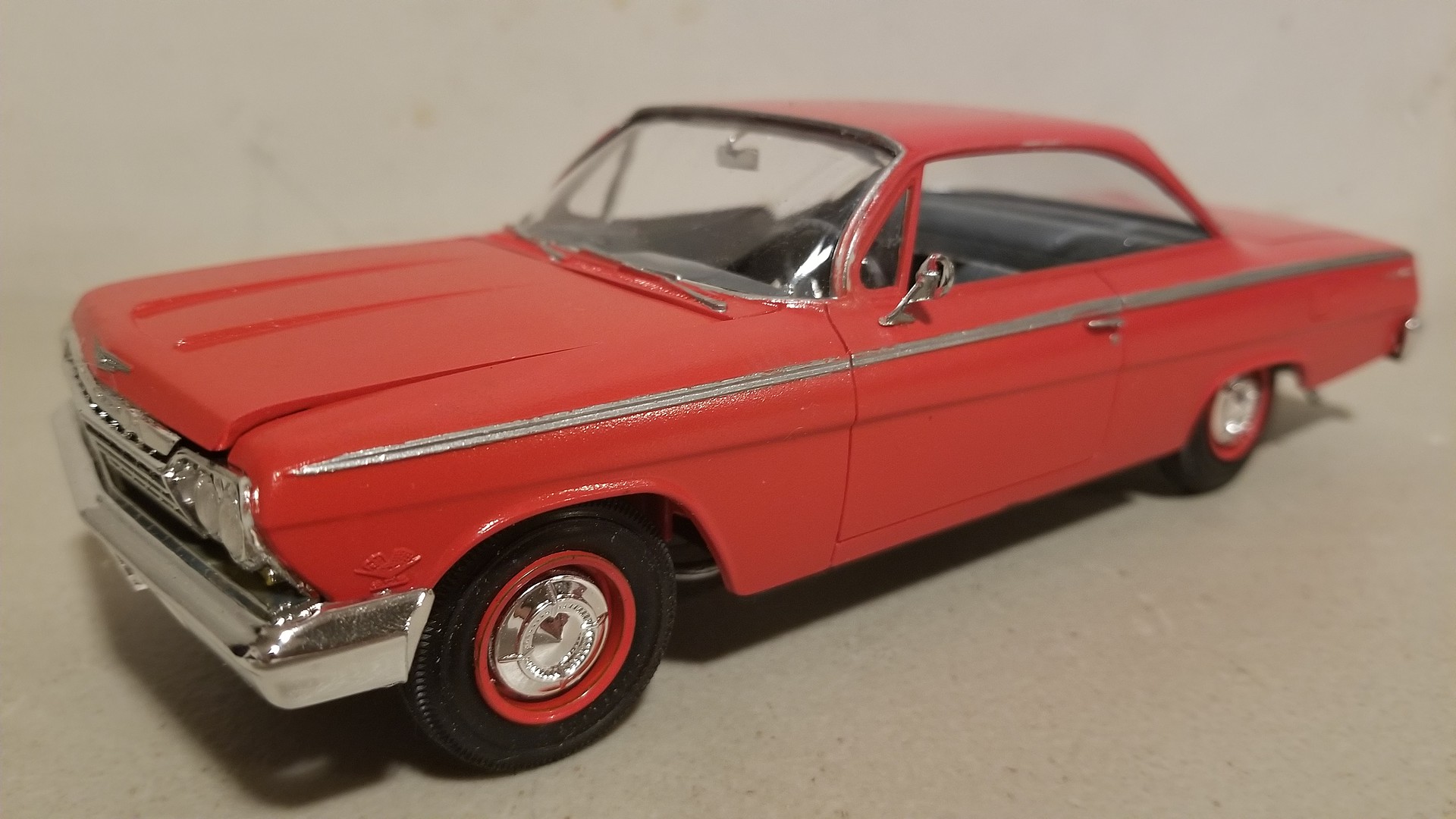 Gallery Pictures AMT 1962 Chevrolet Bel Air SS 409 Turbo-Fire 1/25 ...