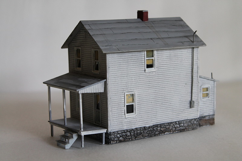 Railroad Street Company House Kit (one house) -- HO Scale Model ...