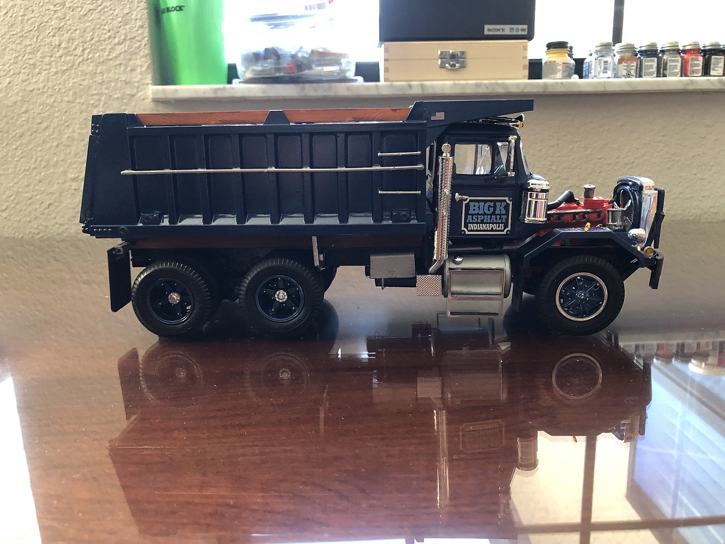 Autocar Dump Truck Plastic Model Truck Kit 1 25 Scale 1150 